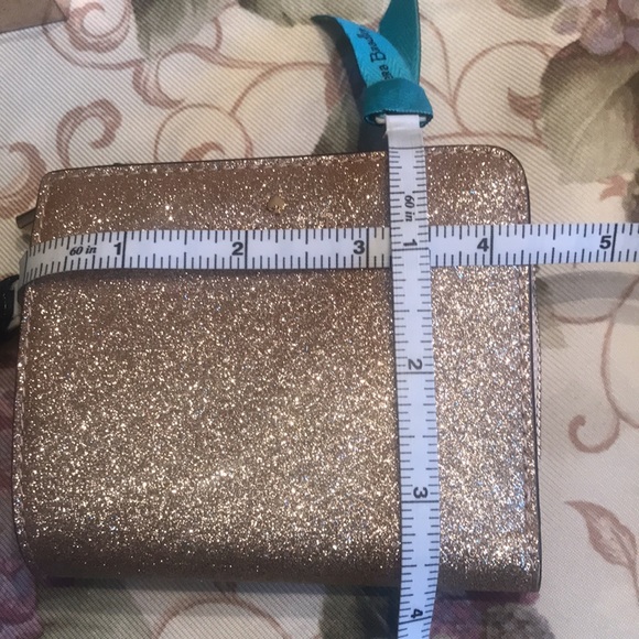 🌟KATE SPADE WALLET NWT 🎉HOST PICK - Picture 14 of 16